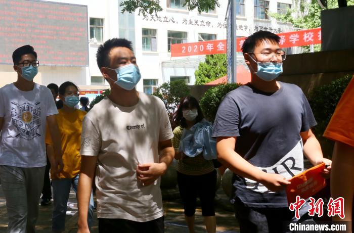 演講稿高考作文_ 高考作文攜手同一世界青年共創(chuàng)未來 _2020年甘肅高考作文主題分析 